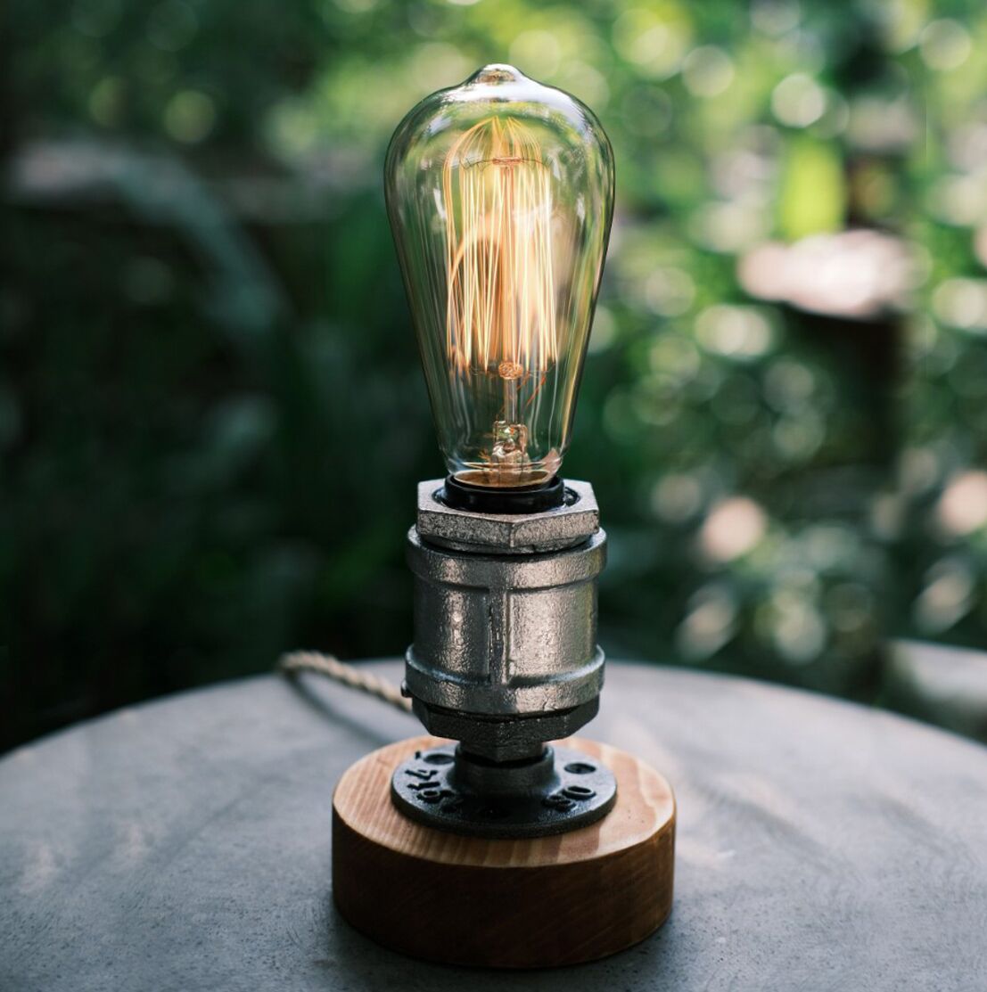 Đèn decor để bàn vintage - The Trophy Of Light 1 Đèn decor để bàn vintage