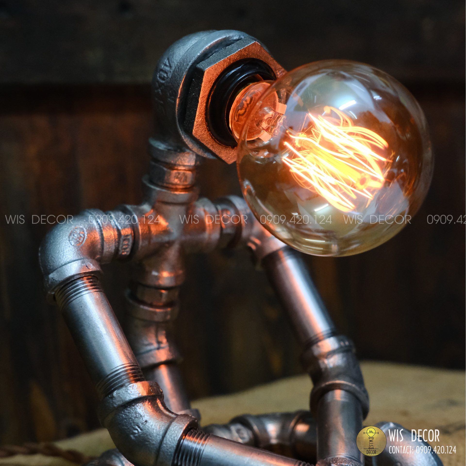 Đèn decor ống nước vintage - Đèn The Sadman 2 Đèn decor ống nước vintage