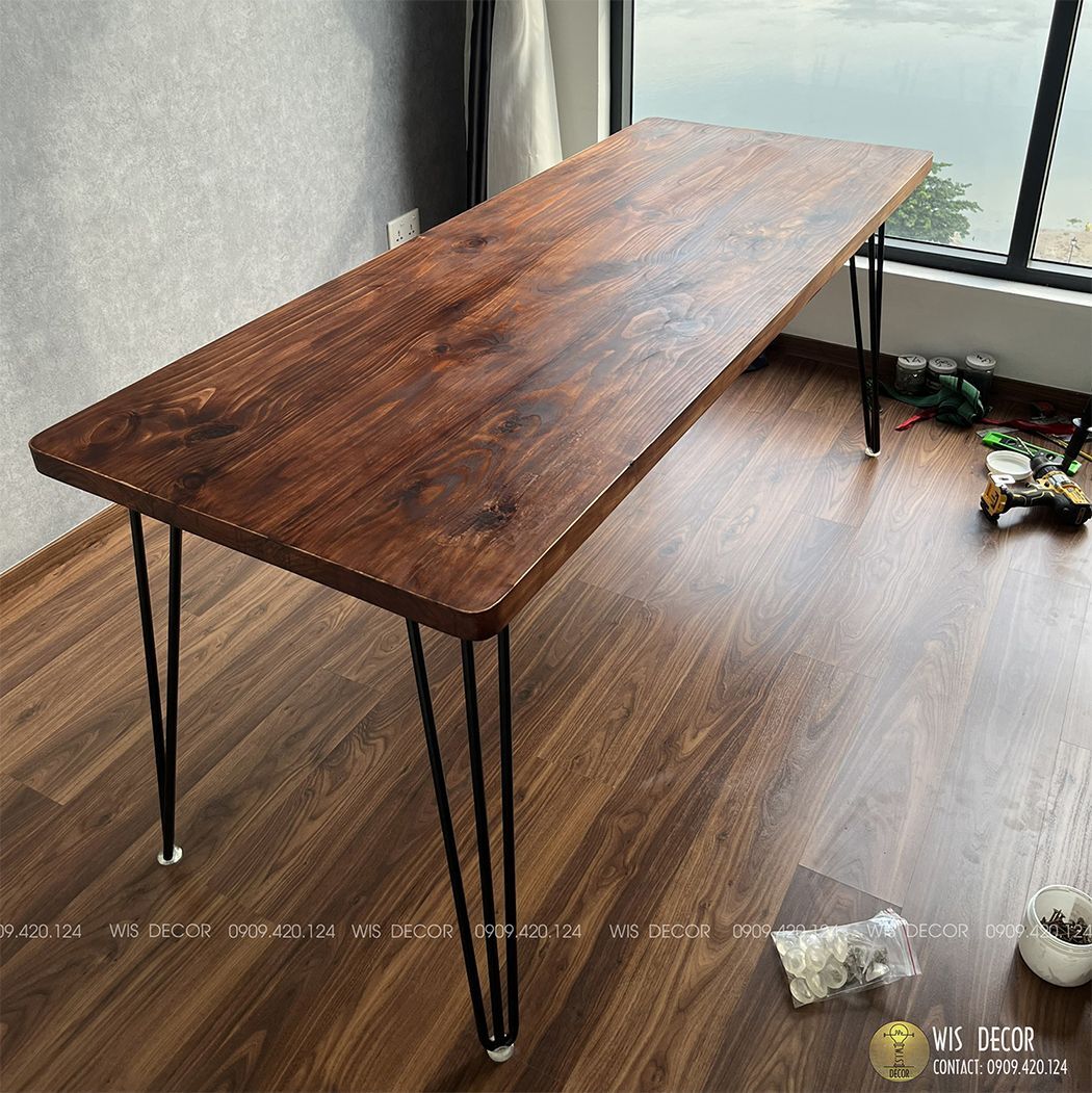 Bàn ăn gỗ tự nhiên vintage, khung hairpin sơn tĩnh điện 5 bàn làm việc gỗ tự nhiên vintage
