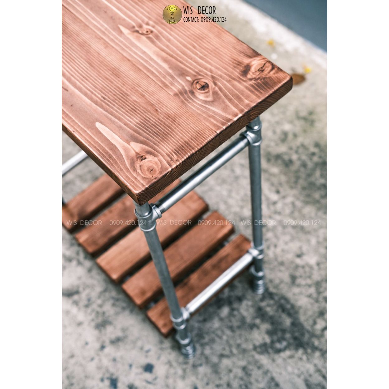 Kệ gỗ trang trí vintage, khung ống sắt cổ điển 7 Kệ gỗ trang trí vintage