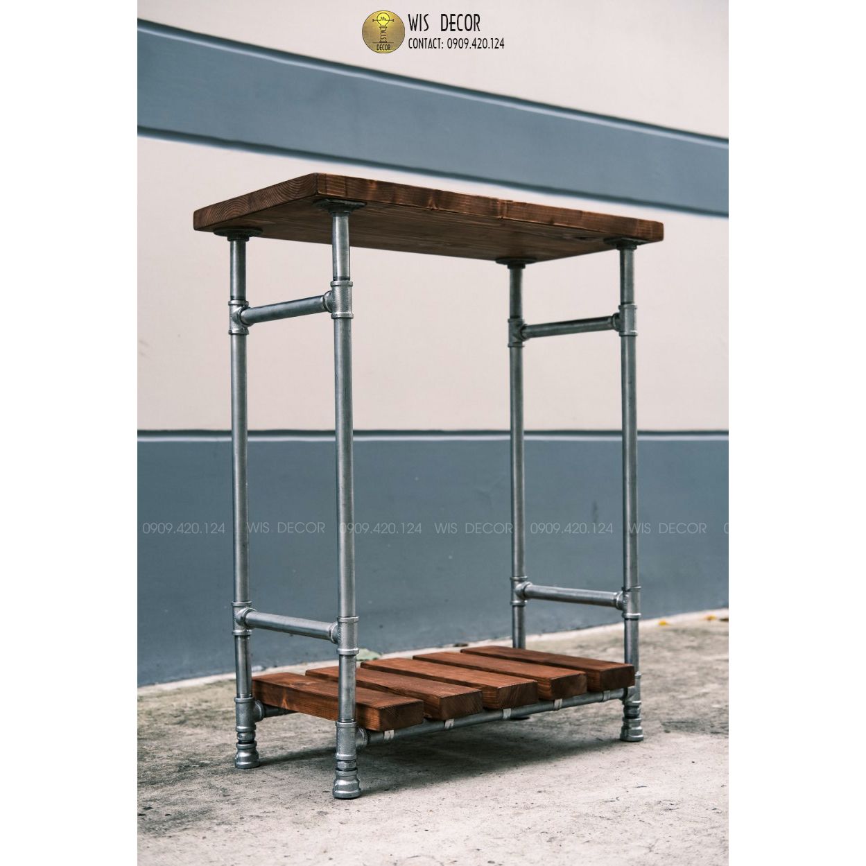 Kệ gỗ trang trí vintage, khung ống sắt cổ điển 3 Kệ gỗ trang trí vintage